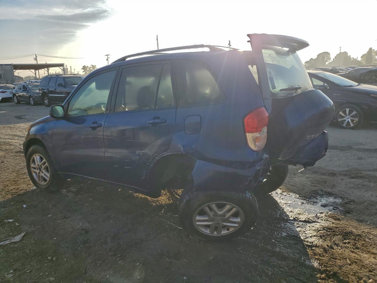 2002 TOYOTA RAV4 photo 2