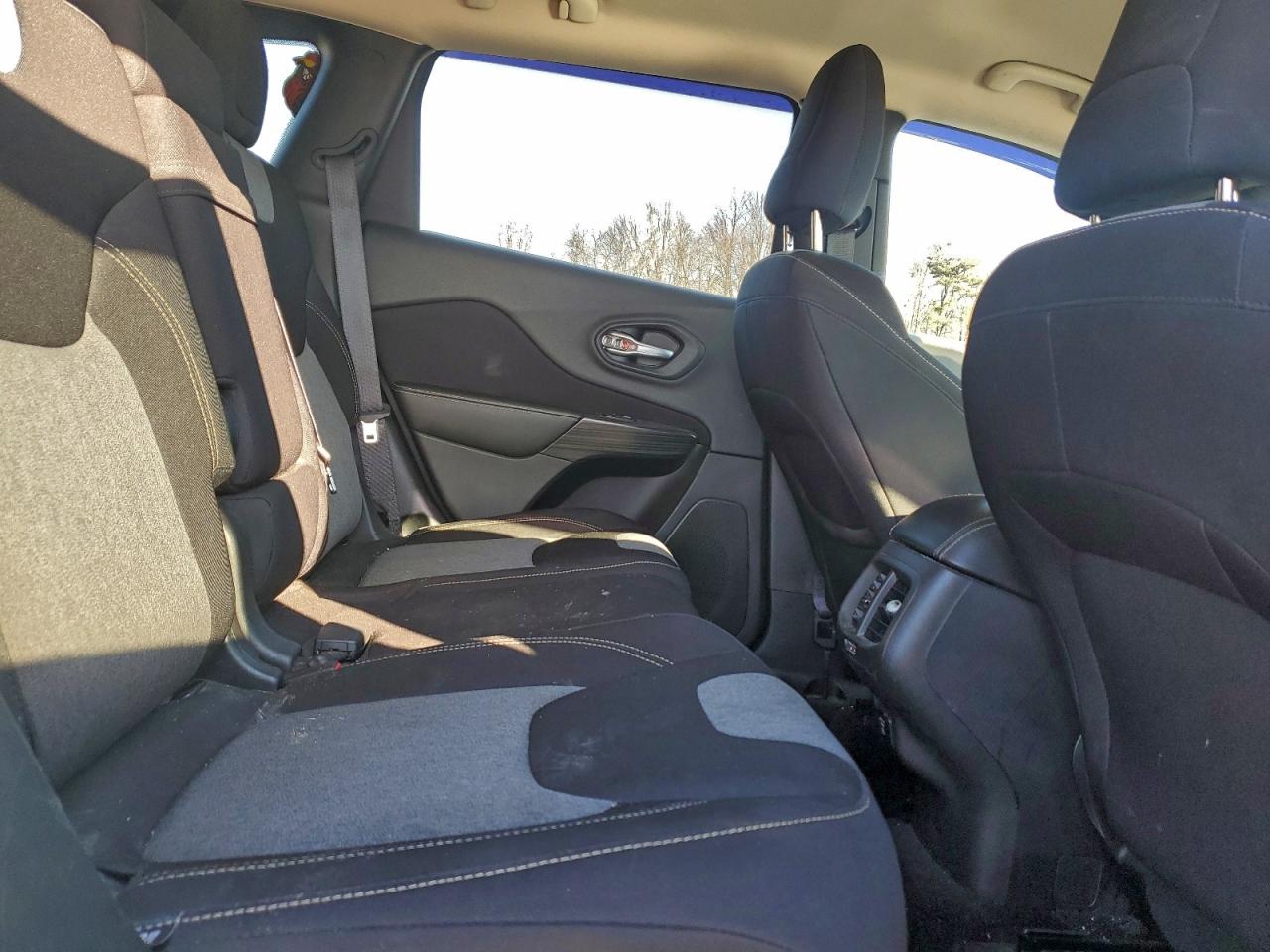 2014 JEEP CHEROKEE LATITUDE photo 10
