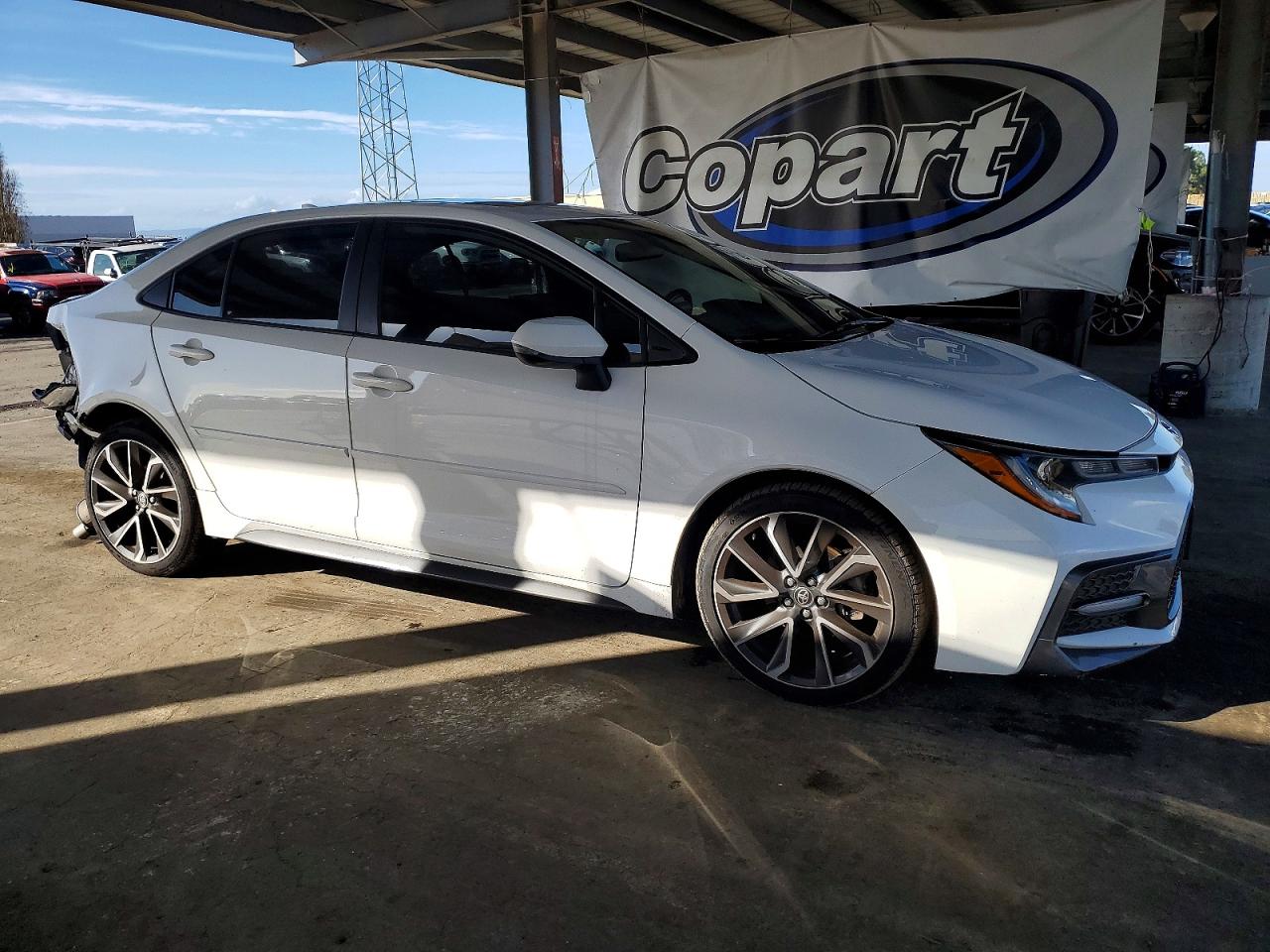 2020 TOYOTA COROLLA SE photo 4