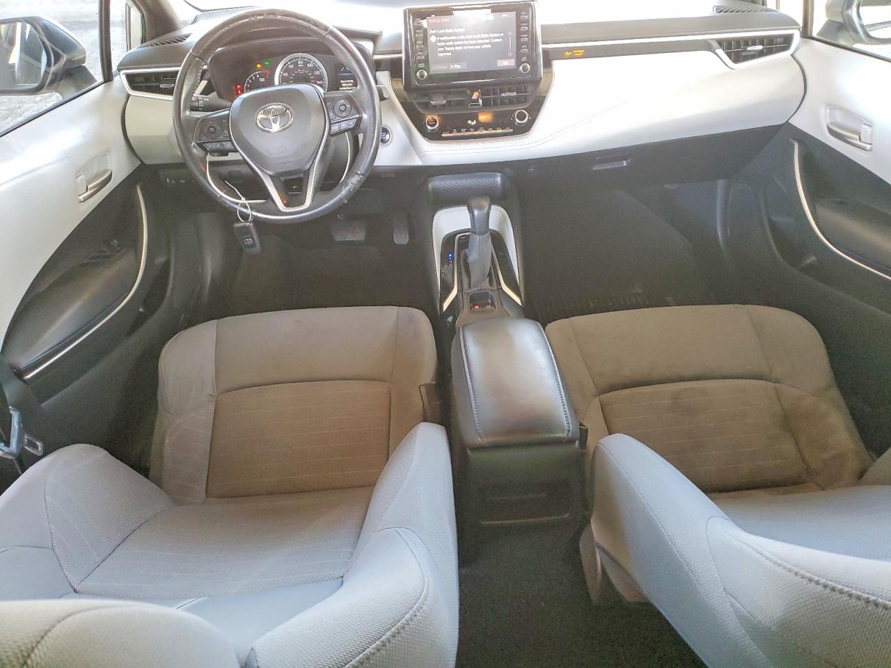 2020 TOYOTA COROLLA SE photo 8