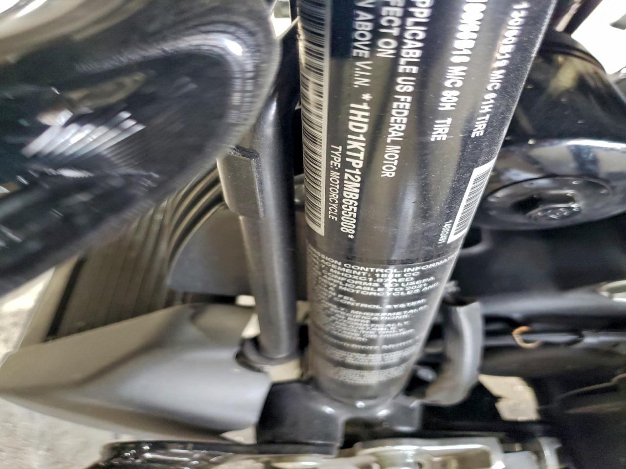 2021 HARLEY-DAVIDSON FLTRXS photo 9