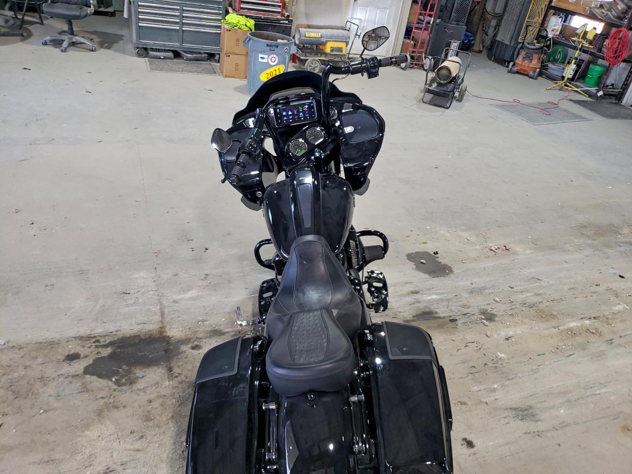 2021 HARLEY-DAVIDSON FLTRXS photo 6