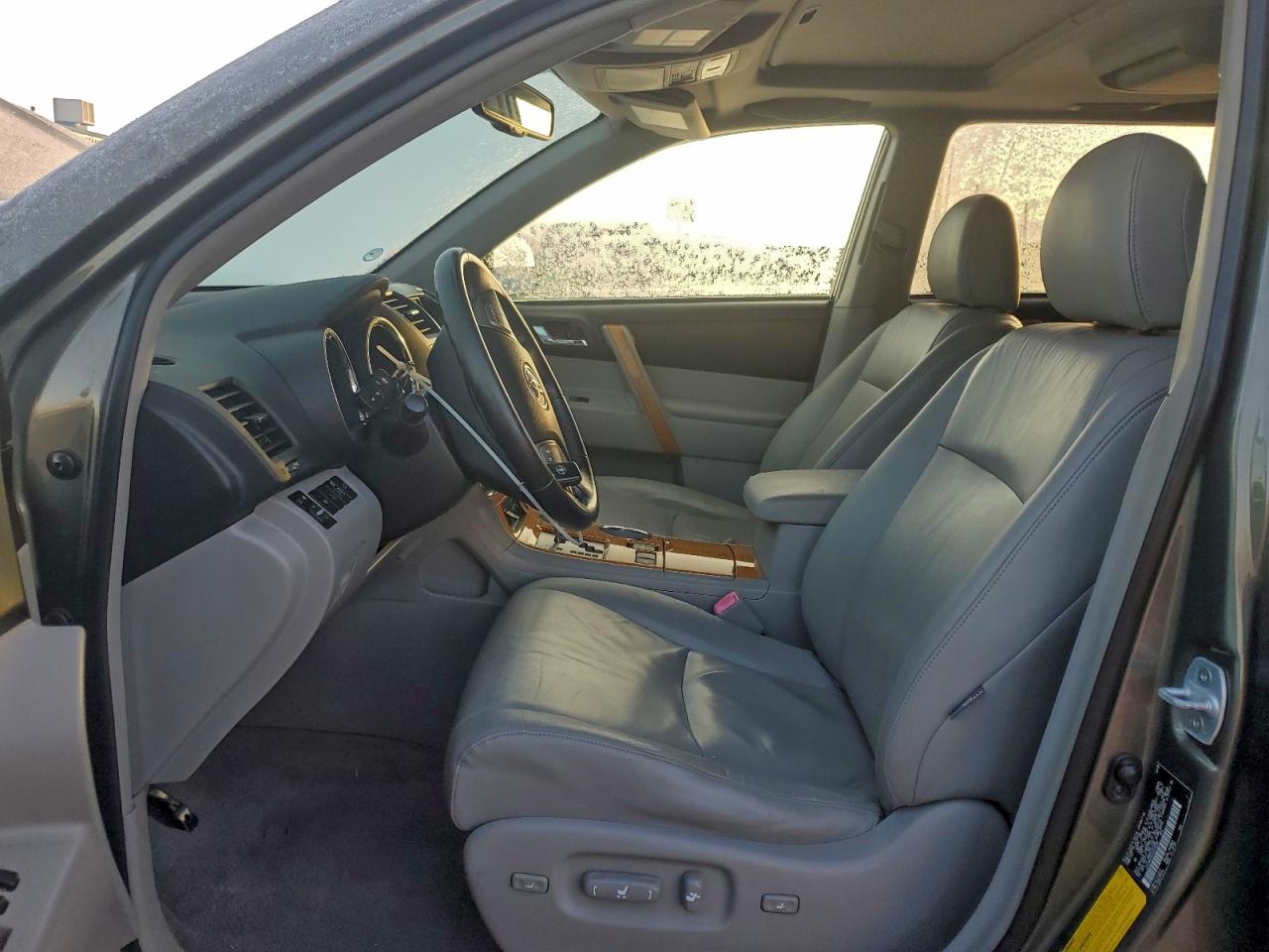 2009 TOYOTA HIGHLANDER HYBRID LIMITED photo 7