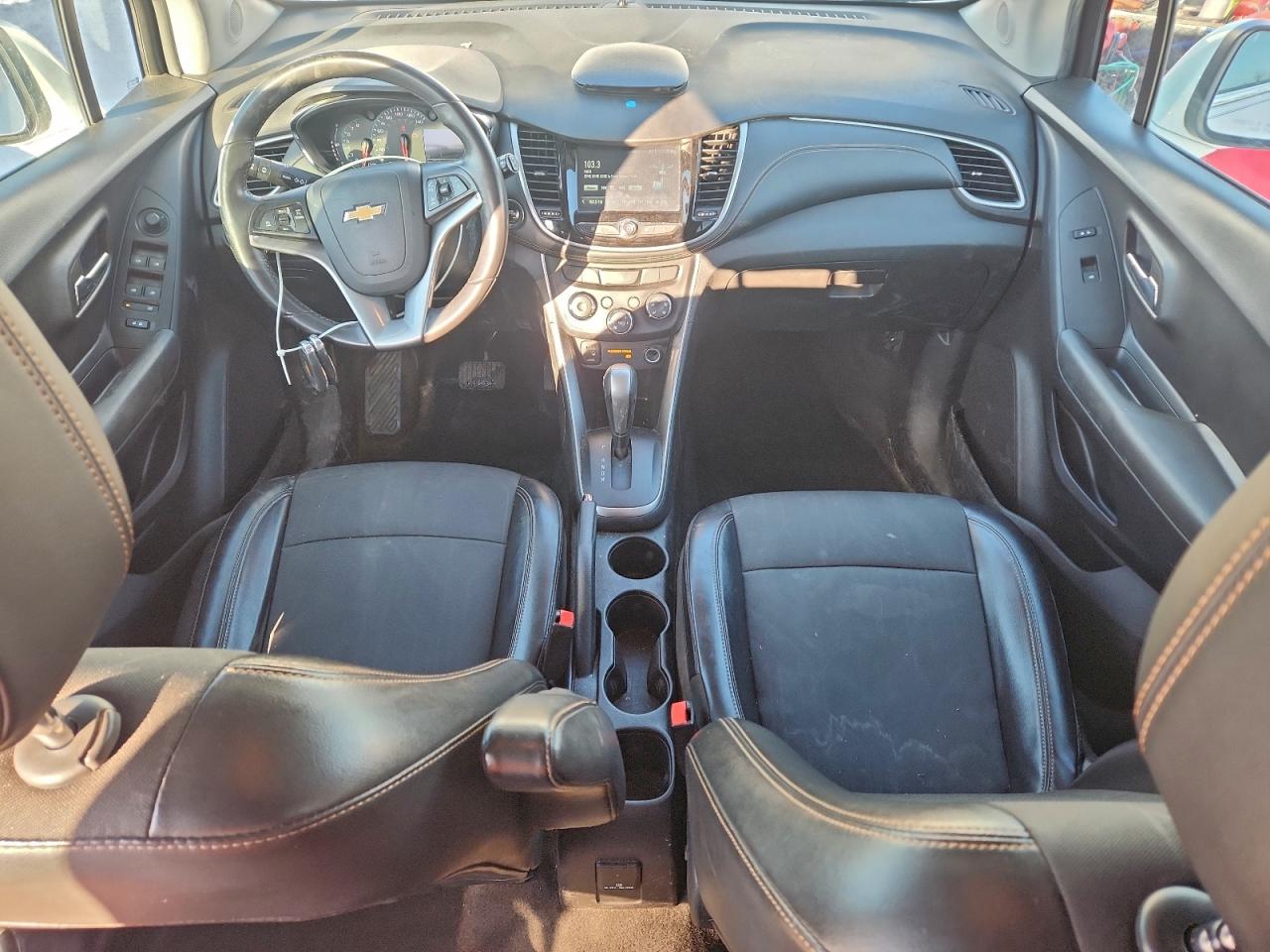 2017 CHEVROLET TRAX 1LT photo 22