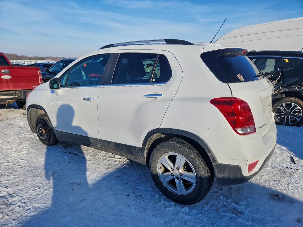 2017 CHEVROLET TRAX 1LT photo 4