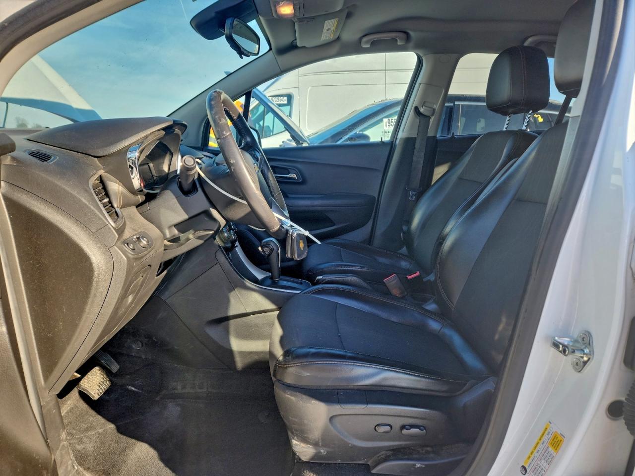 2017 CHEVROLET TRAX 1LT photo 19