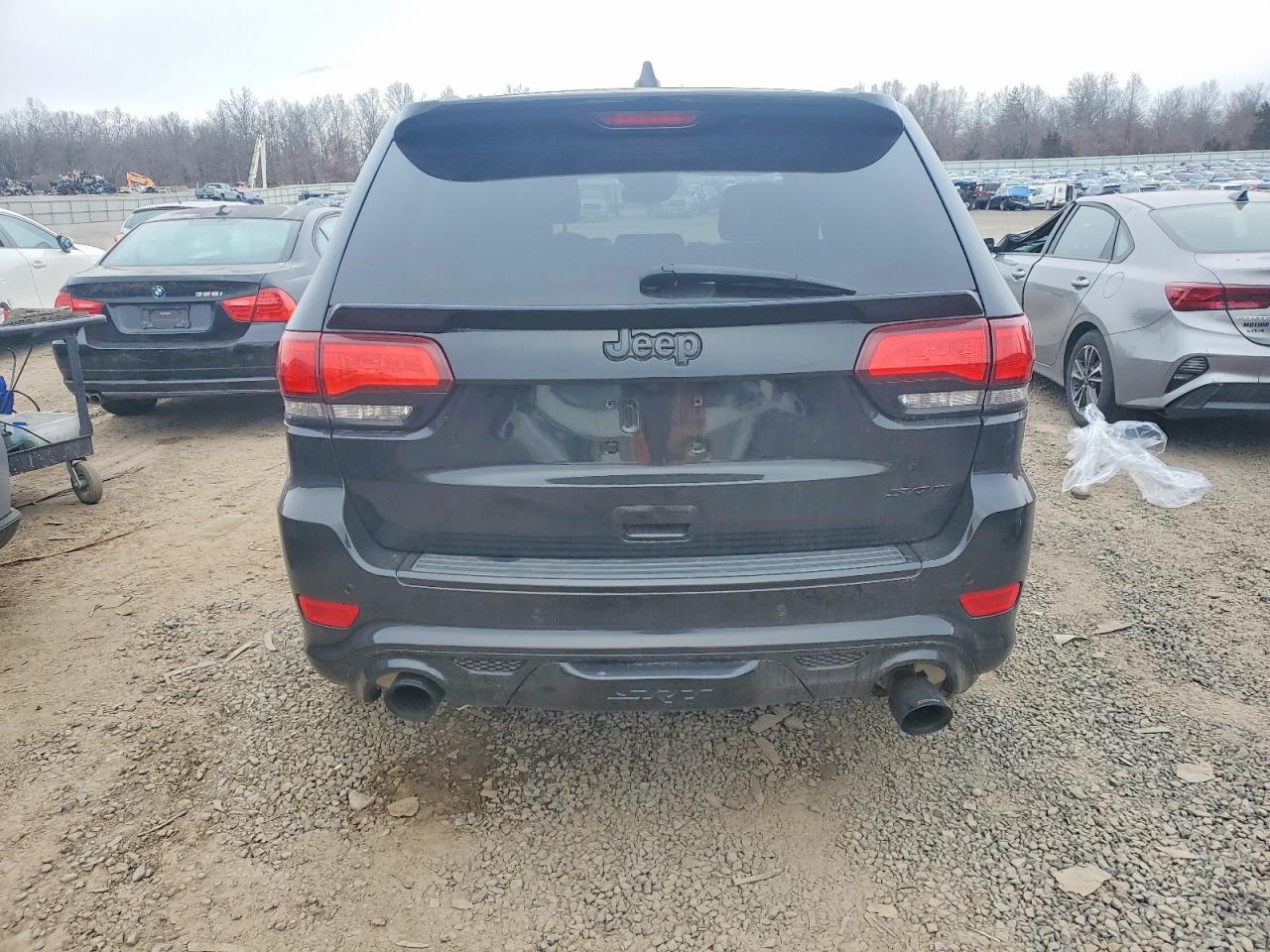 2019 JEEP GRAND CHEROKEE SRT-8 photo 6