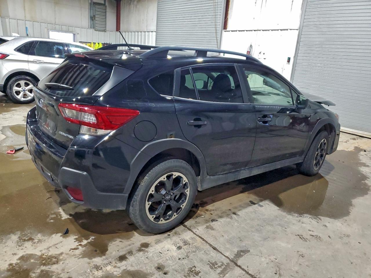 2023 SUBARU CROSSTREK photo 3