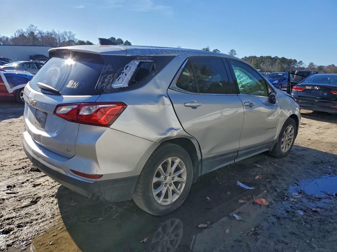 2018 CHEVROLET EQUINOX LT photo 3