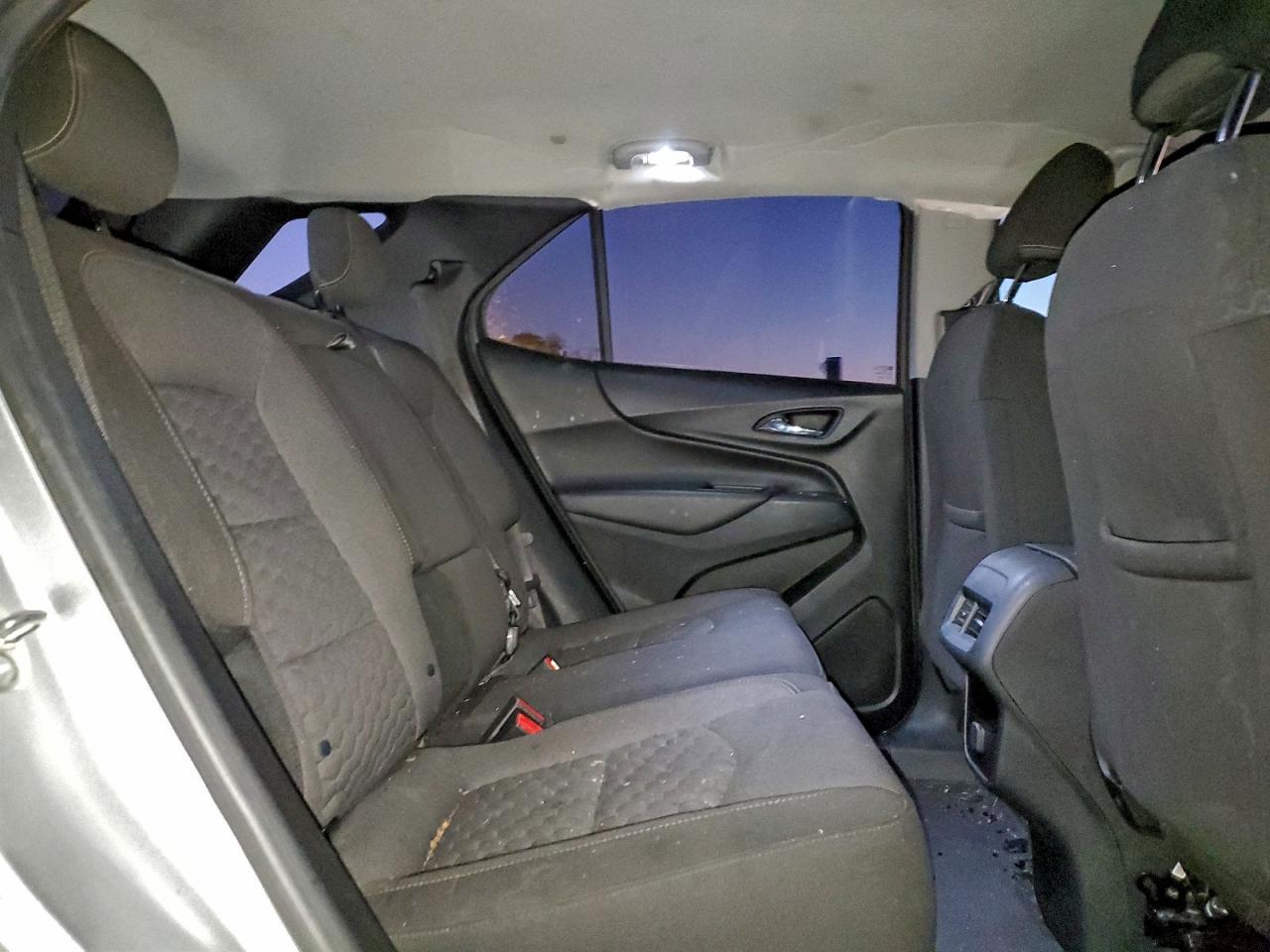 2018 CHEVROLET EQUINOX LT photo 11