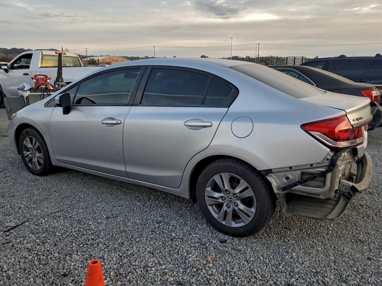2014 HONDA CIVIC LX photo 2