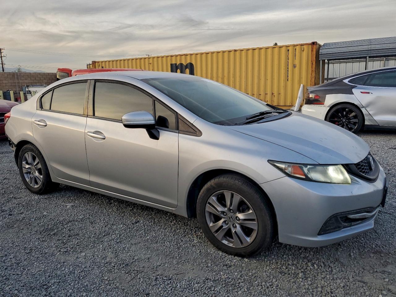 2014 HONDA CIVIC LX photo 4