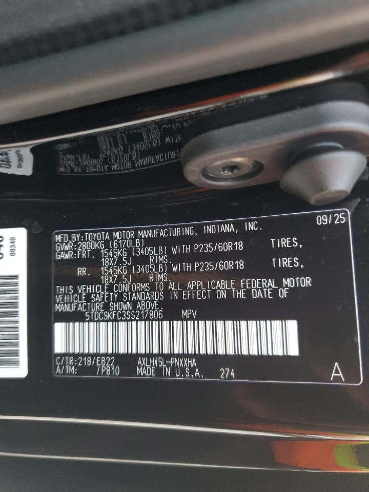 2025 TOYOTA SIENNA XSE photo 13