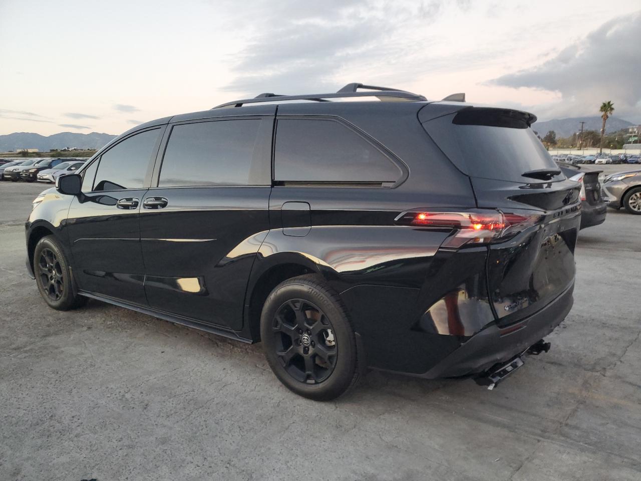 2025 TOYOTA SIENNA XSE photo 2