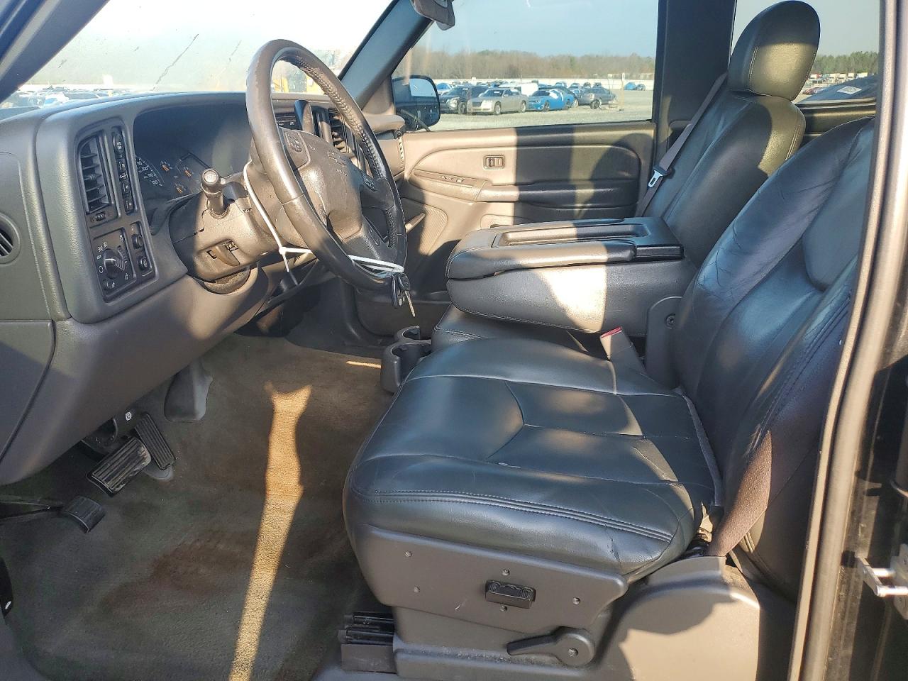 2005 CHEVROLET SILVERADO K1500 photo 7