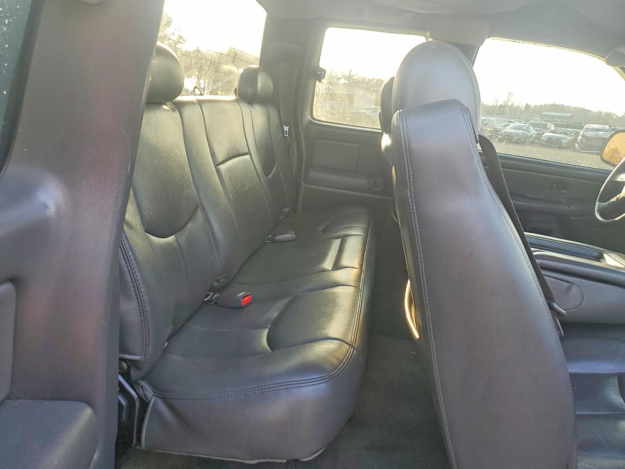 2005 CHEVROLET SILVERADO K1500 photo 10