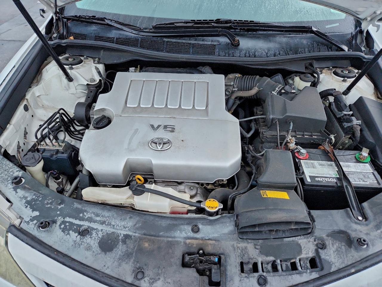 2012 TOYOTA CAMRY SE photo 11