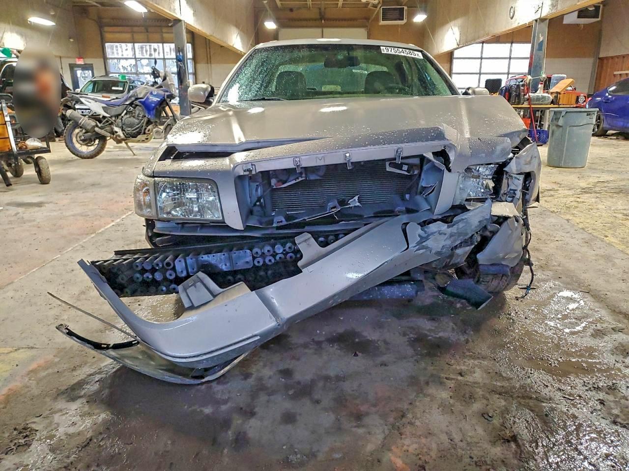 2010 MERCURY GRAND MARQUIS LS photo 5