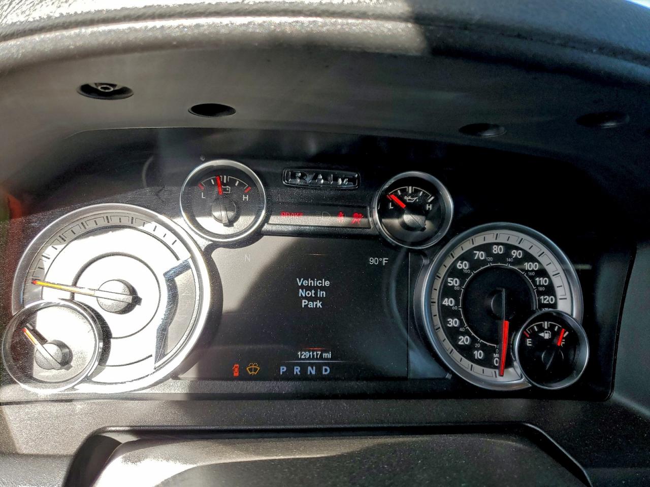 2018 RAM 1500 SLT photo 9