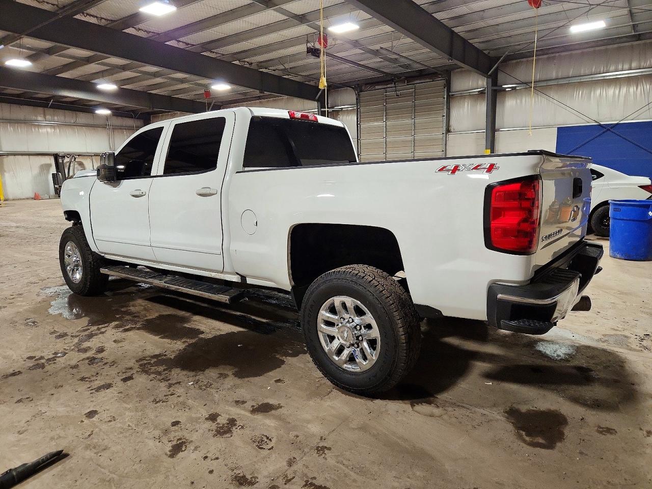2016 CHEVROLET SILVERADO K2500 HEAVY DUTY LT photo 4