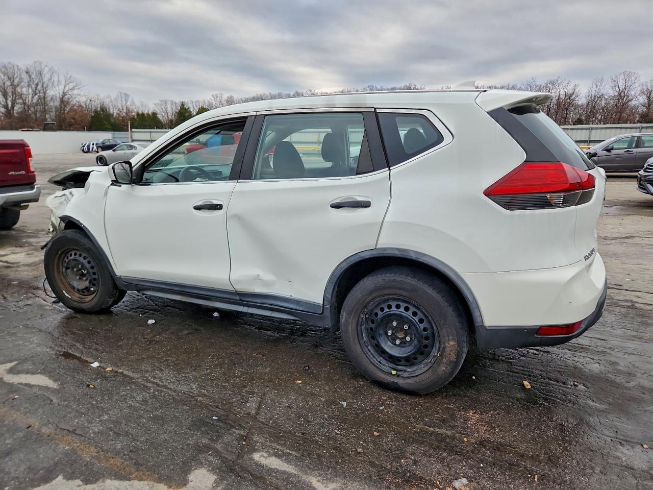 2017 NISSAN ROGUE S photo 3