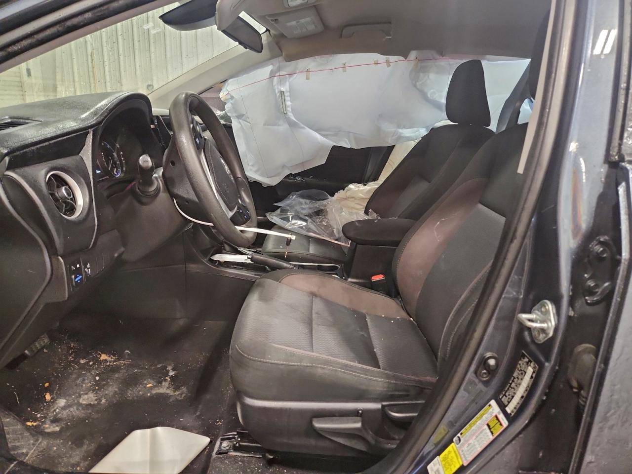 2018 TOYOTA COROLLA L photo 13