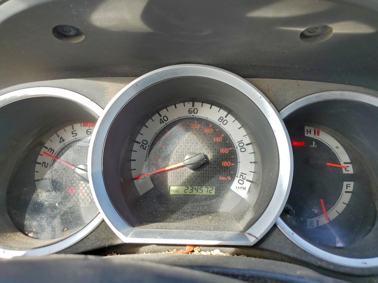 2013 TOYOTA TACOMA photo 9