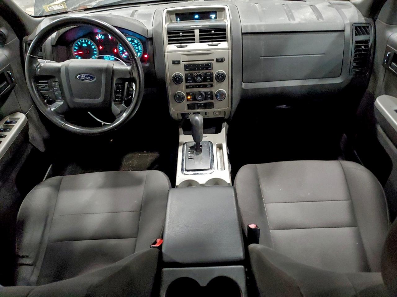 2012 FORD ESCAPE XLT photo 8