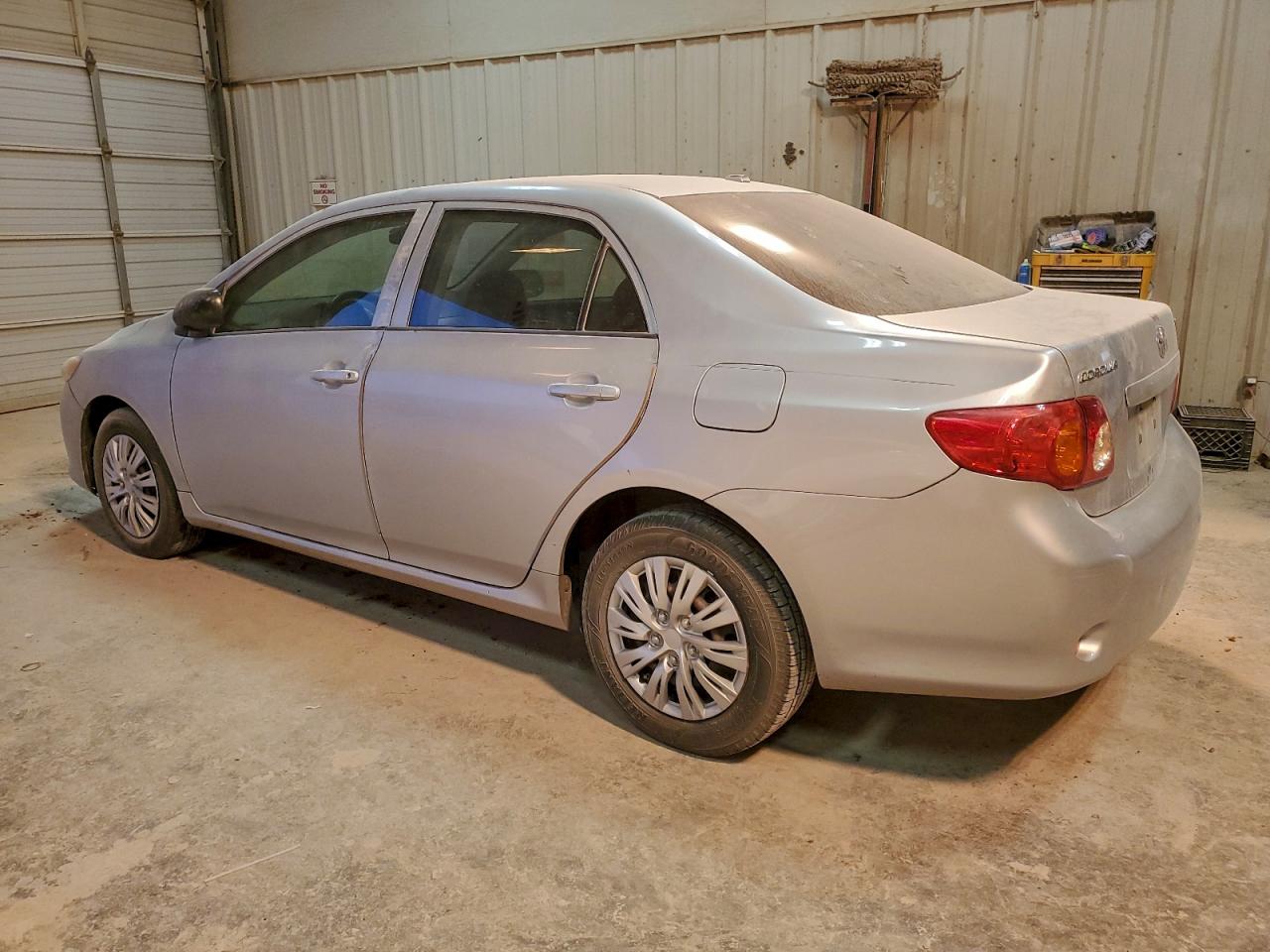2009 TOYOTA COROLLA BASE photo 2