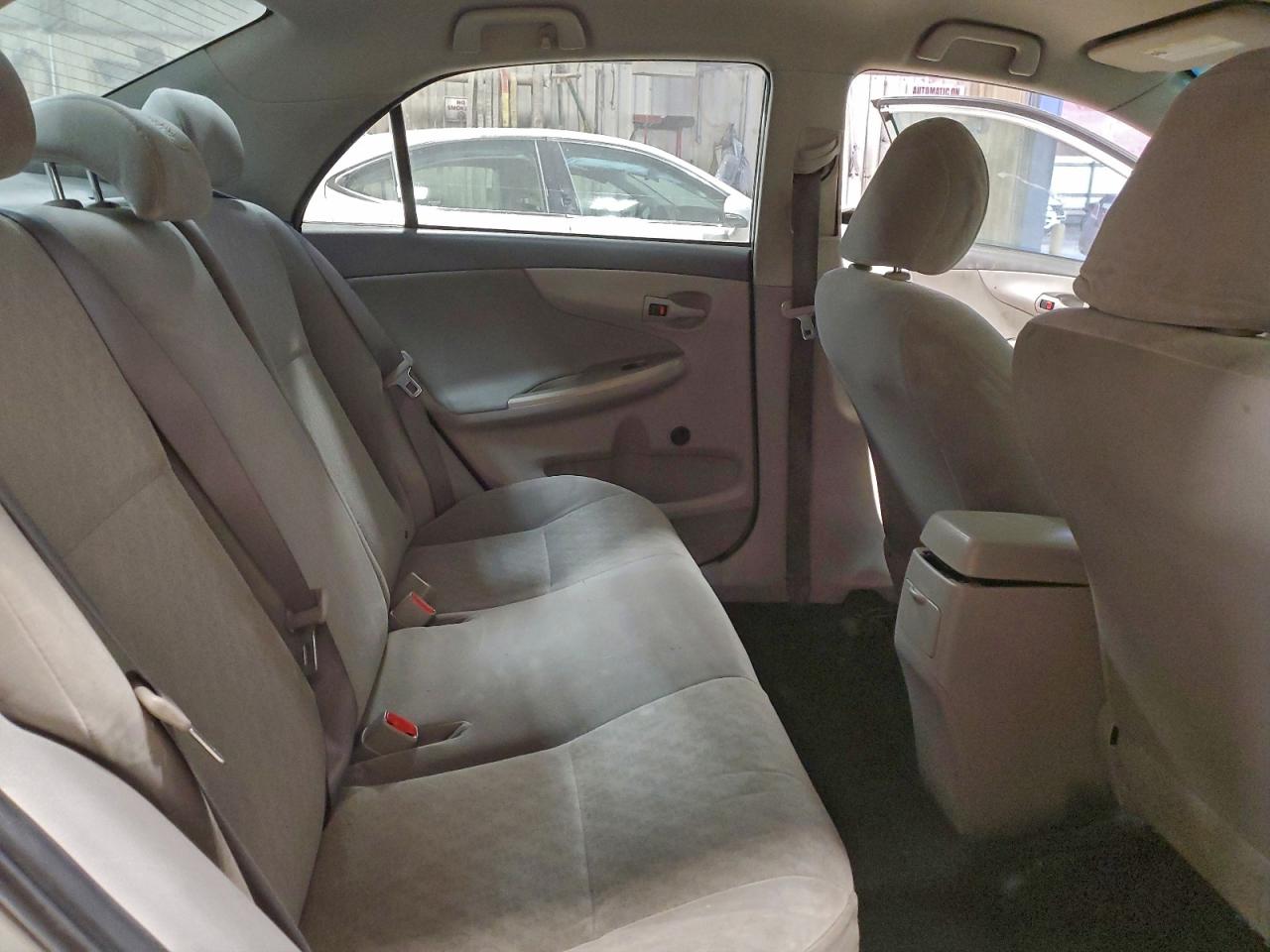 2009 TOYOTA COROLLA BASE photo 10
