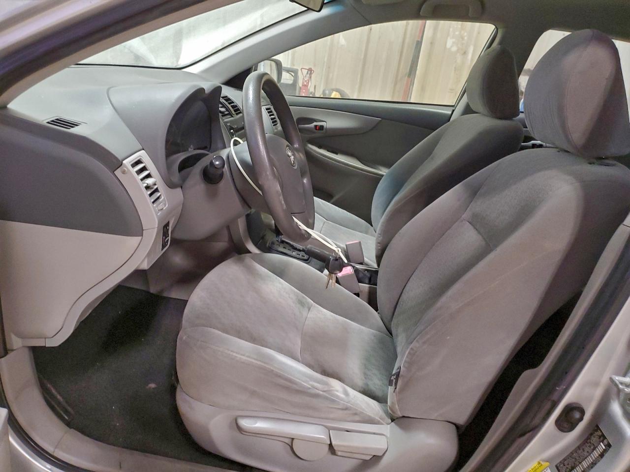 2009 TOYOTA COROLLA BASE photo 7