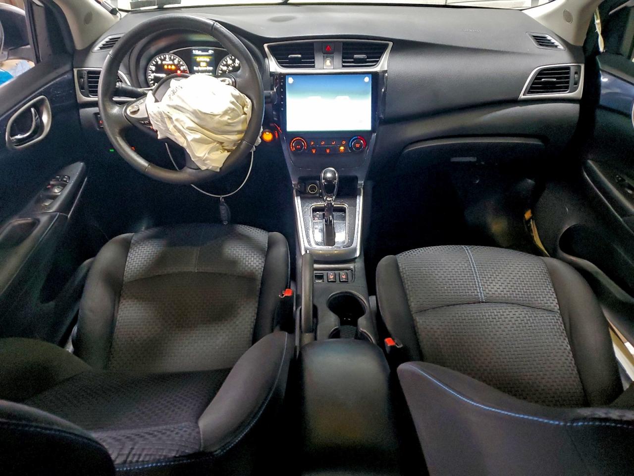 2017 NISSAN SENTRA S photo 8