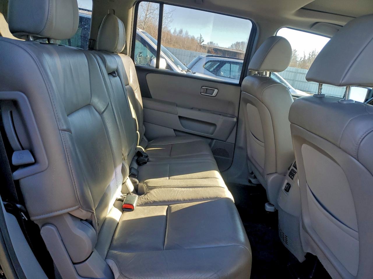 2013 HONDA PILOT EXL photo 11