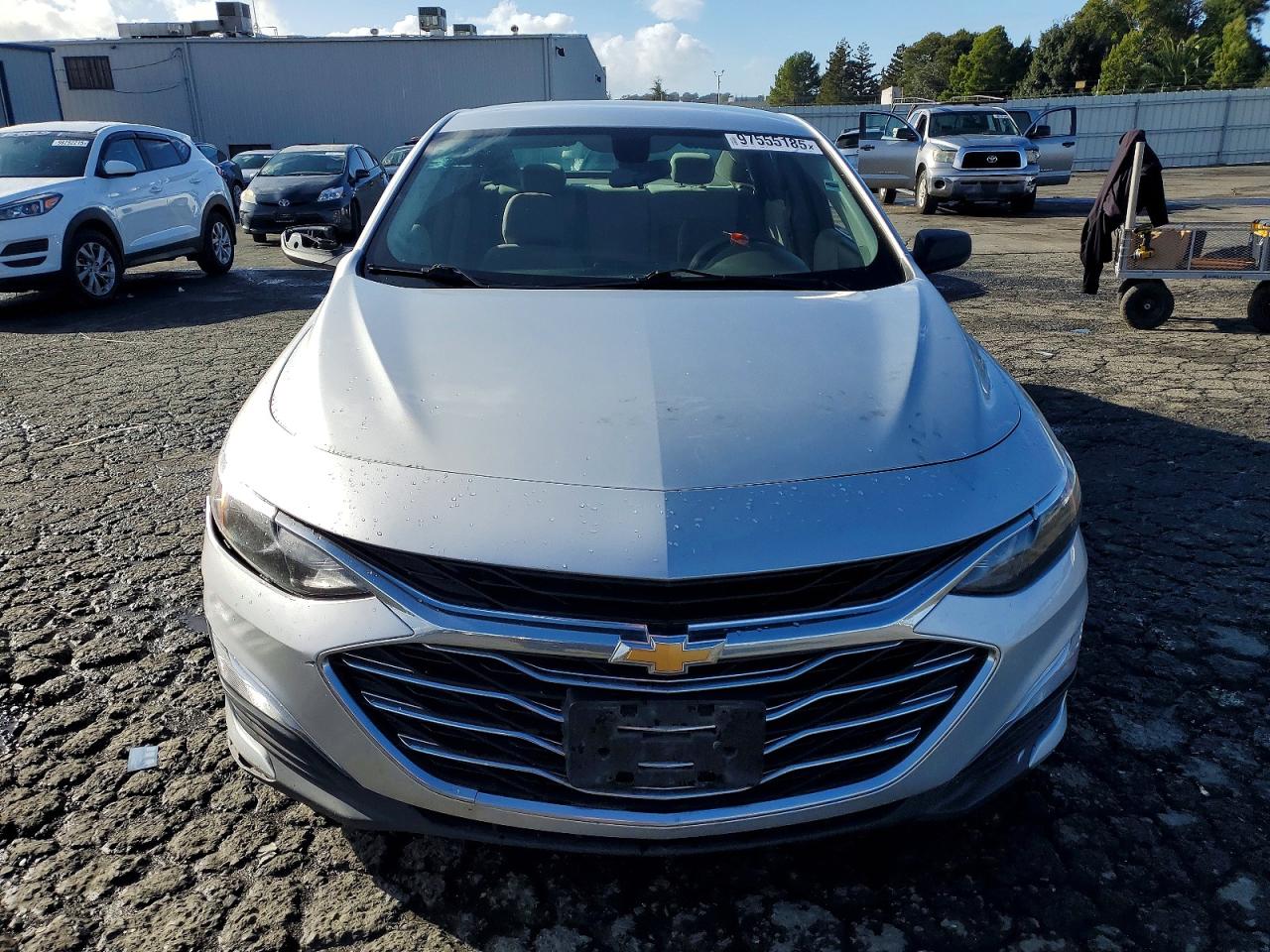 2020 CHEVROLET MALIBU LS photo 5