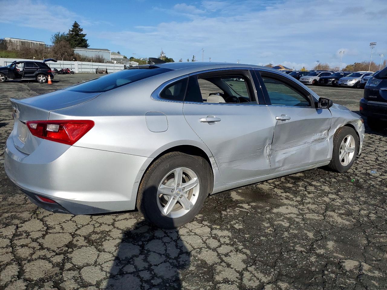 2020 CHEVROLET MALIBU LS photo 3