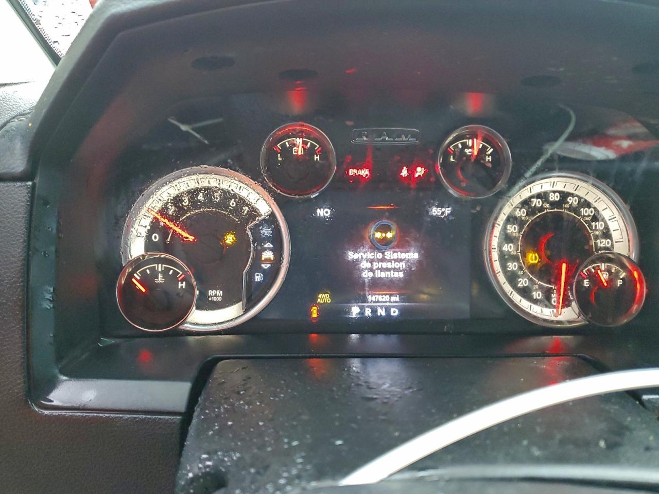 2017 RAM 1500 SPORT photo 17