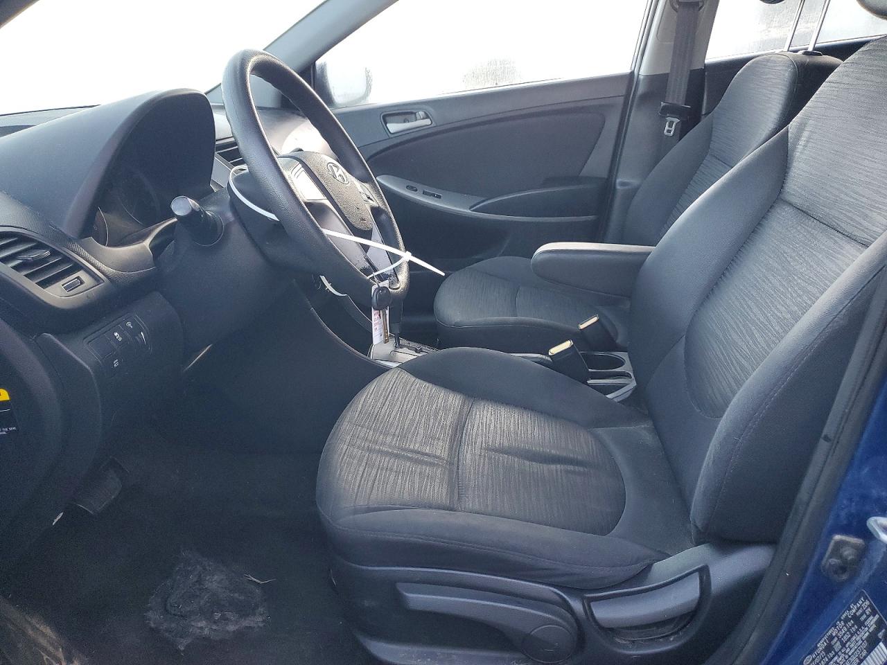 2016 HYUNDAI ACCENT SE photo 13