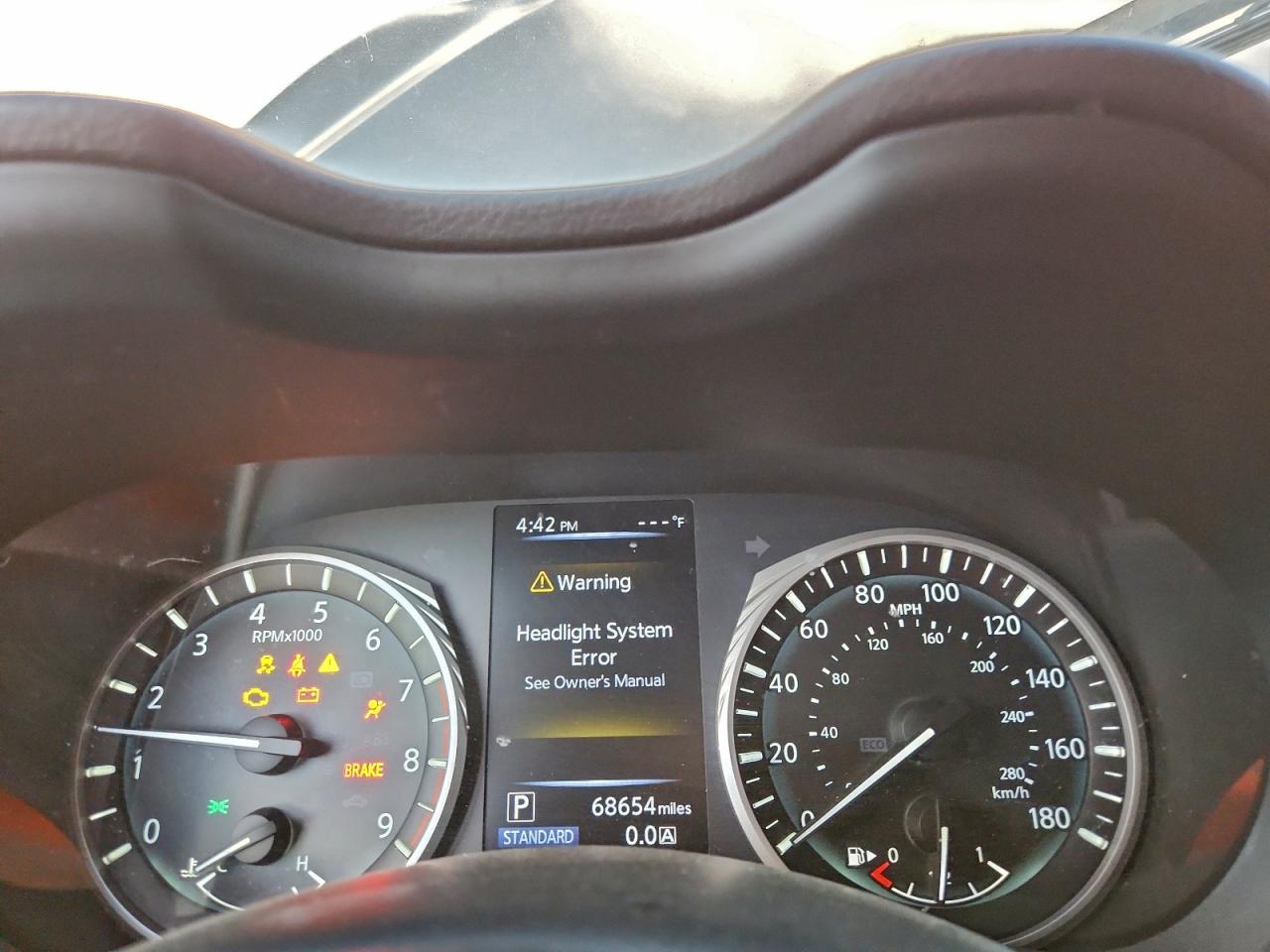 2018 INFINITI Q50 LUXE photo 17