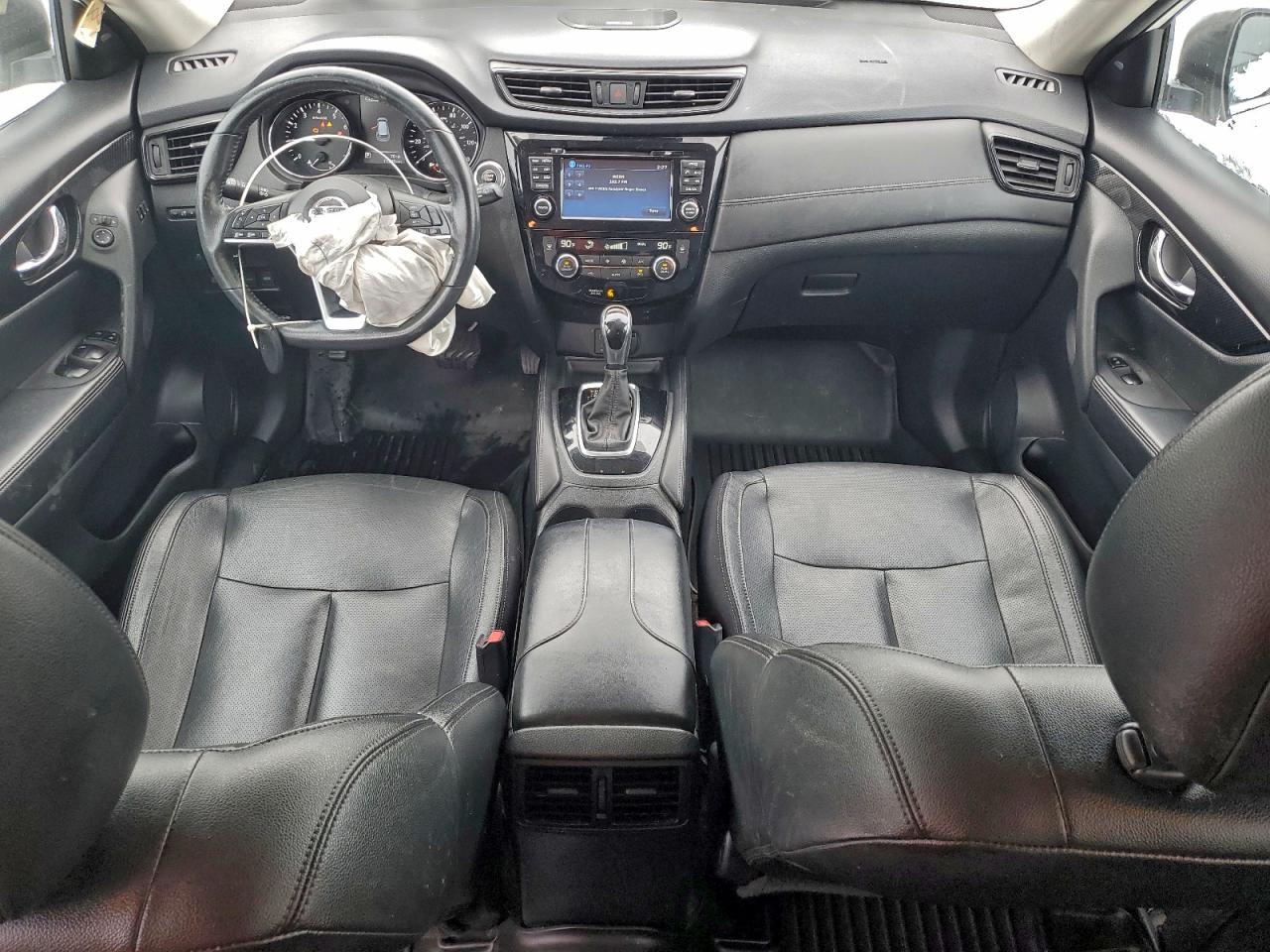 2017 NISSAN ROGUE SV photo 8