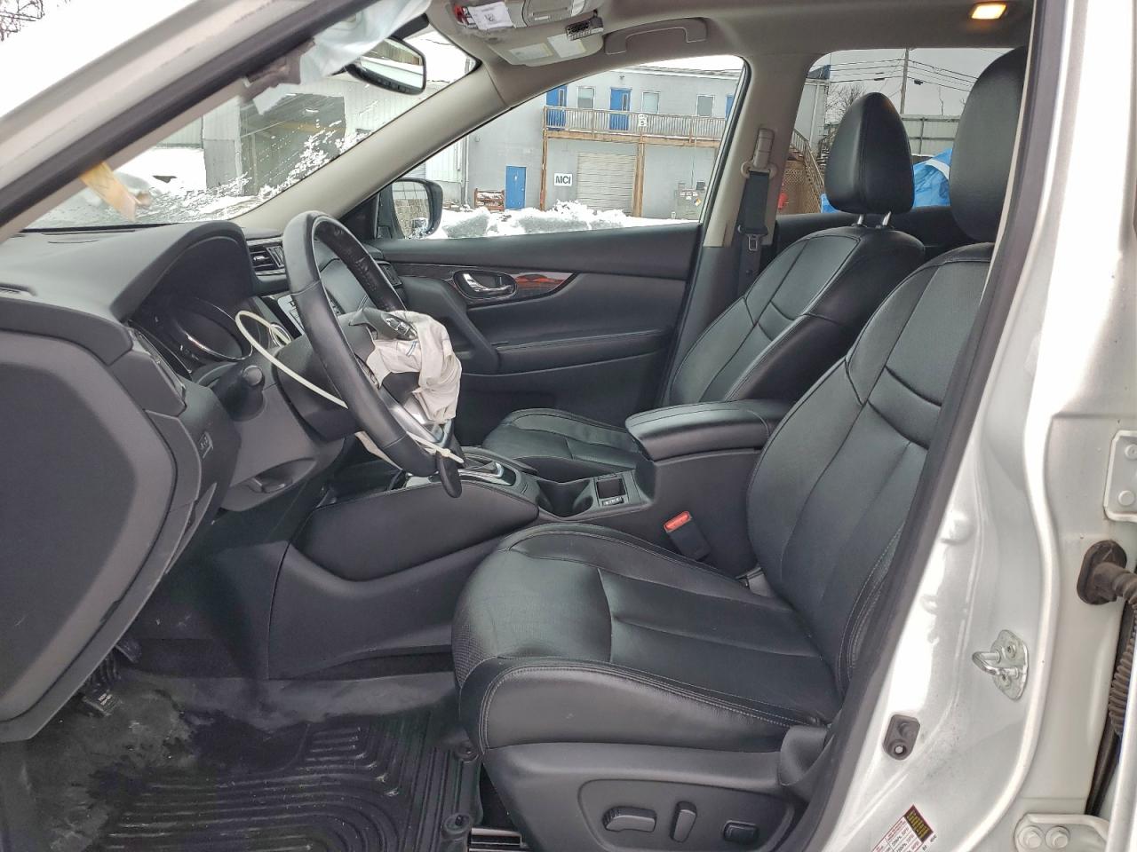 2017 NISSAN ROGUE SV photo 7