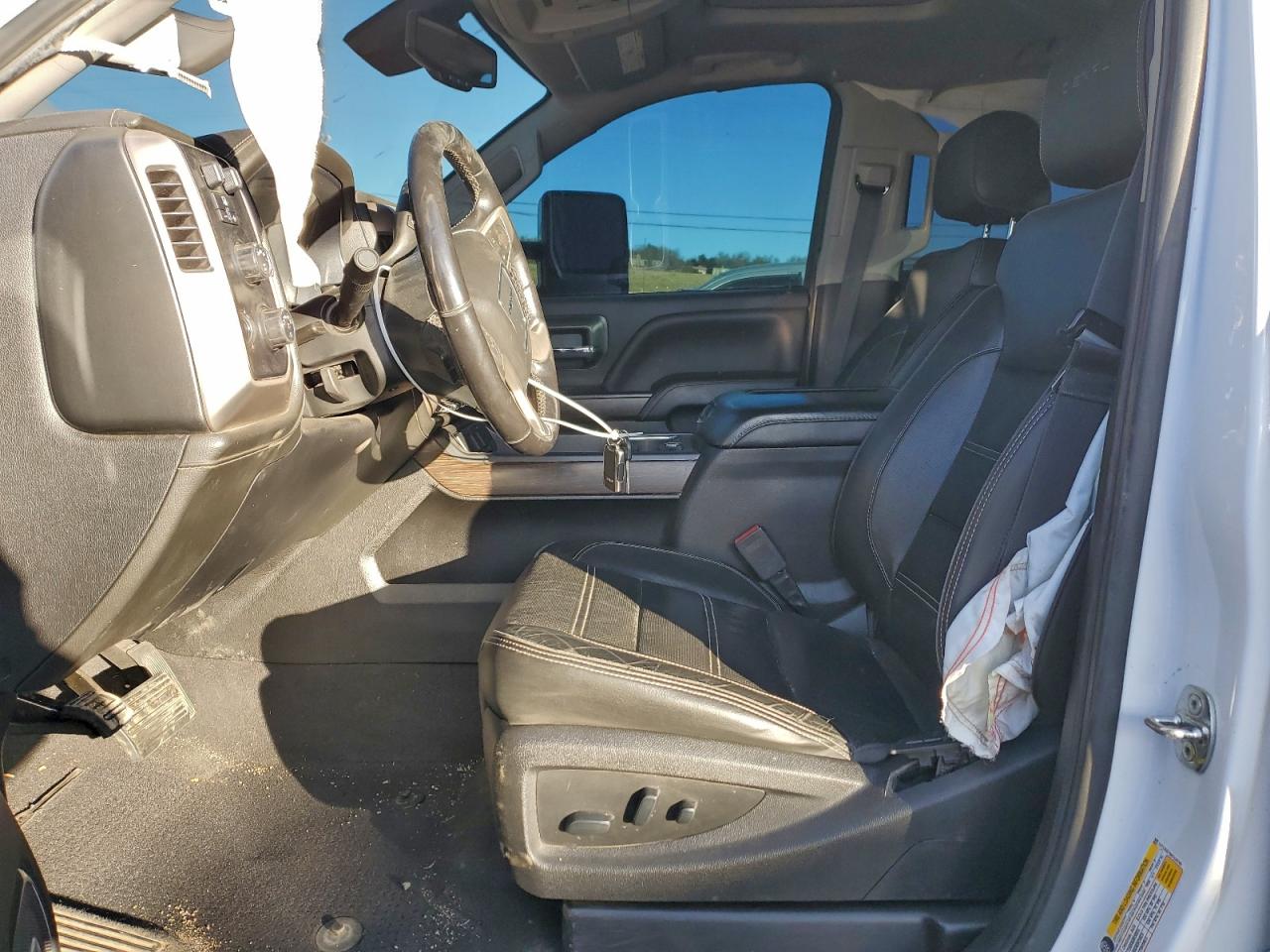 2019 GMC SIERRA K2500 DENALI photo 13