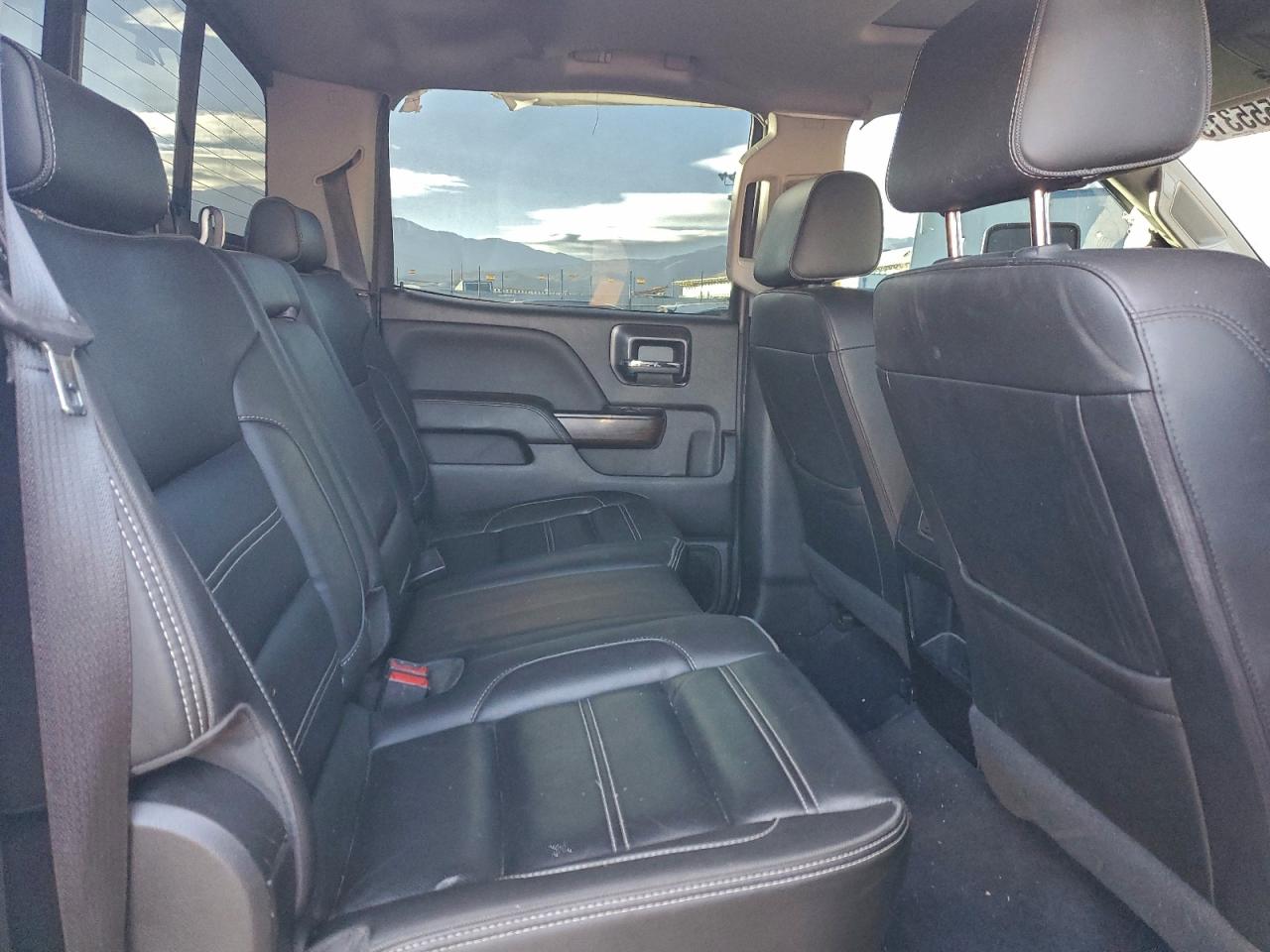 2019 GMC SIERRA K2500 DENALI photo 19