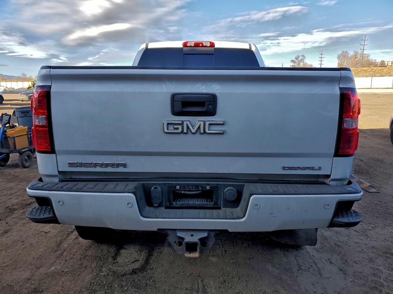 2019 GMC SIERRA K2500 DENALI photo 11