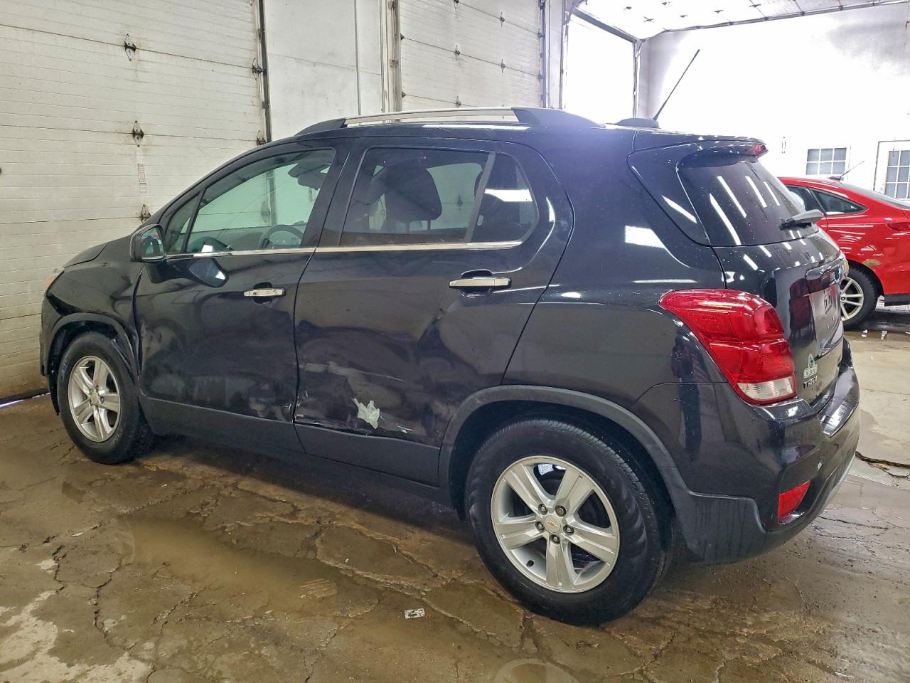 2020 CHEVROLET TRAX 1LT photo 2