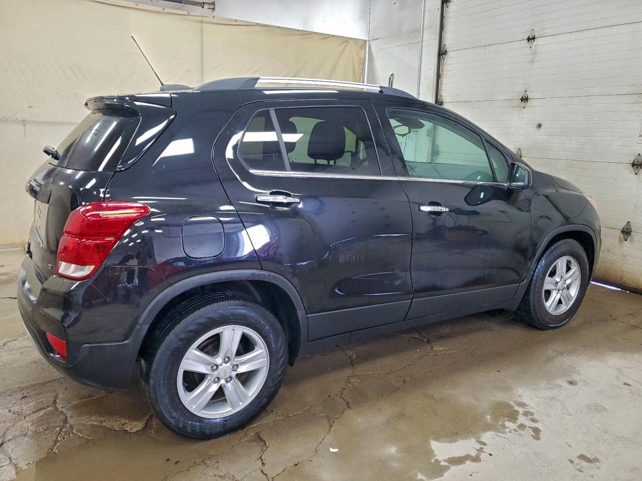 2020 CHEVROLET TRAX 1LT photo 3