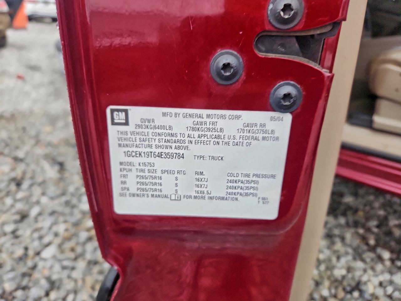 2004 CHEVROLET SILVERADO K1500 photo 13