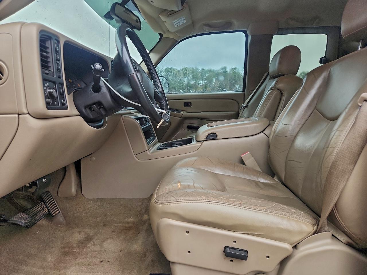 2004 CHEVROLET SILVERADO K1500 photo 7
