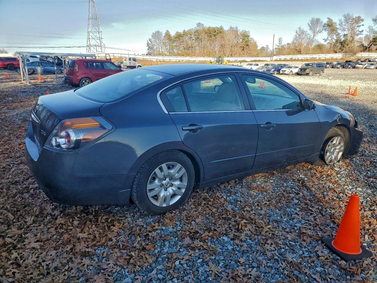 2012 NISSAN ALTIMA BASE photo 3
