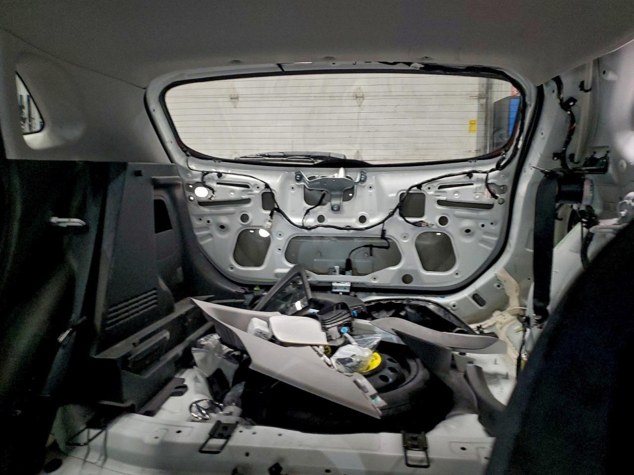 2022 HYUNDAI KONA SEL photo 10