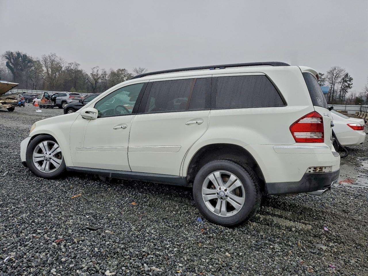 2008 MERCEDES-BENZ GL 450 4MATIC photo 2